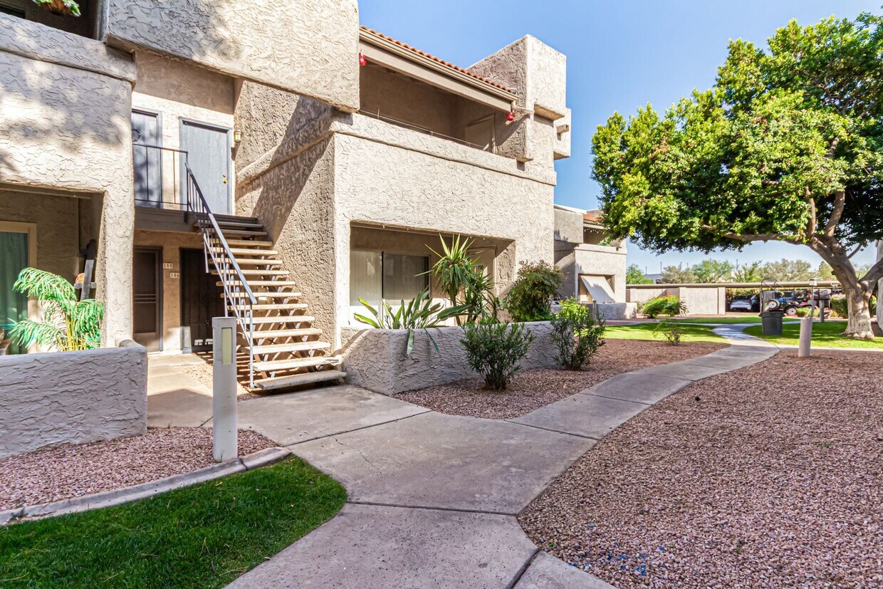 Primary Photo - Affordable Luxury in a Gated Community