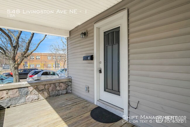 Building Photo - 548 Livingston NE #1 - Cute studio unit!