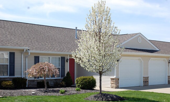 Plum Creek by Redwood Rentals Brunswick, OH