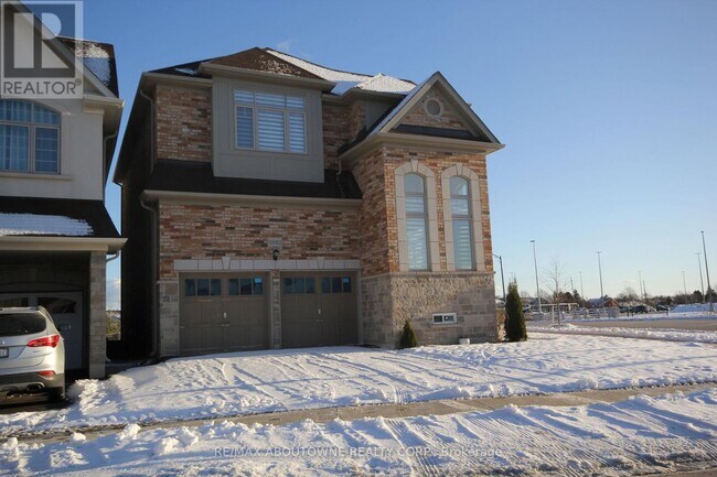 Building Photo - 3892 Lodi Rd