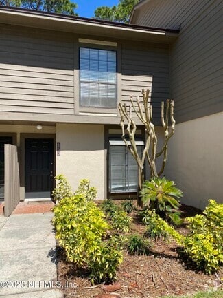 Building Photo - 160 Cranes Lake Dr
