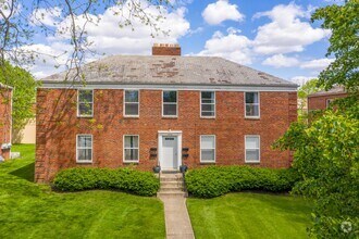 Building Photo - 1440 Elmwood Ave