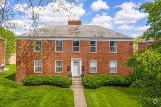 Building Photo - 1440 Elmwood Ave
