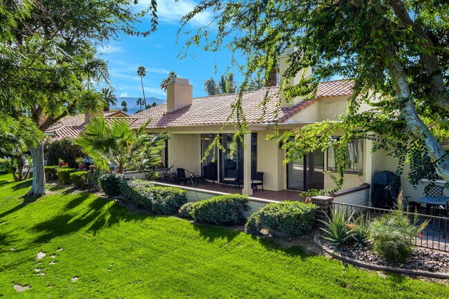 Foto del edificio - 280 Tolosa Cir