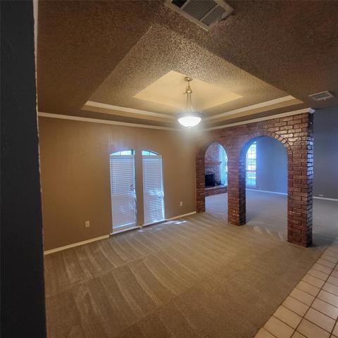 Building Photo - 1100 Balfour Dr
