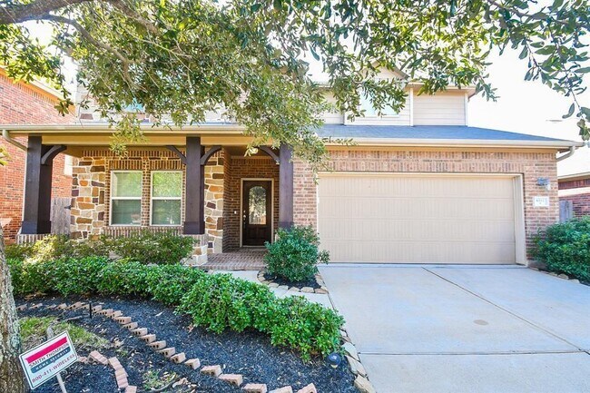 Building Photo - 6311 Thornton Dr