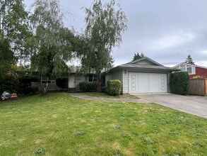 Building Photo - 26706 Princeton Ave