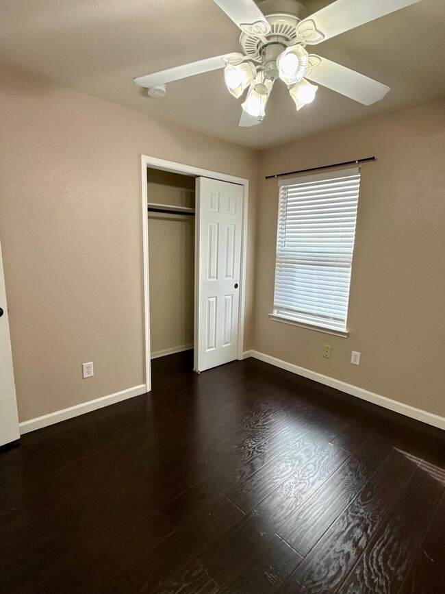 Building Photo - 19011 Bressingham Dr