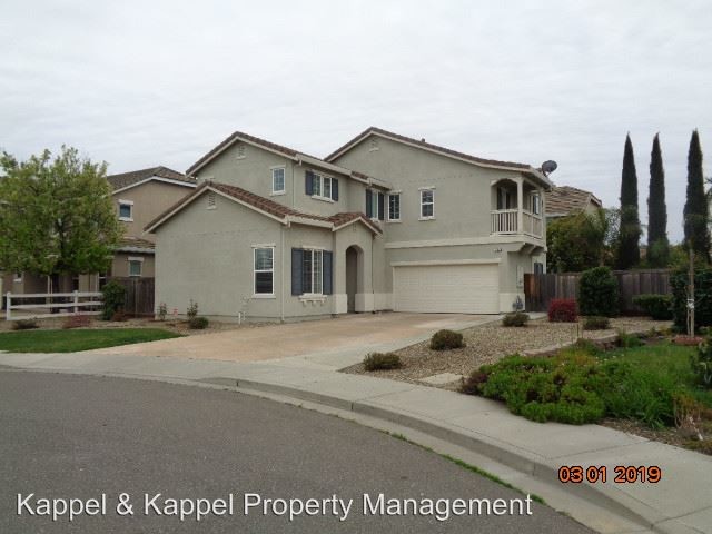 Primary Photo - 3 br, 2.5 bath House - 530 PINE TREE COURT