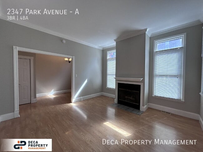 Building Photo - 2347 Park Ave