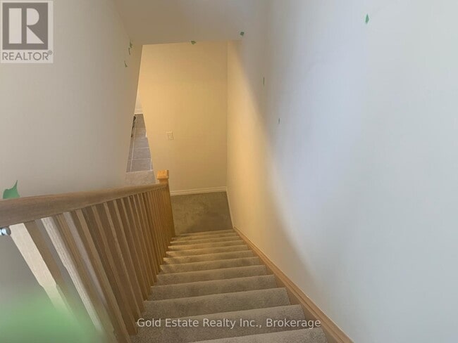 Building Photo - 51 Sparrow Ave