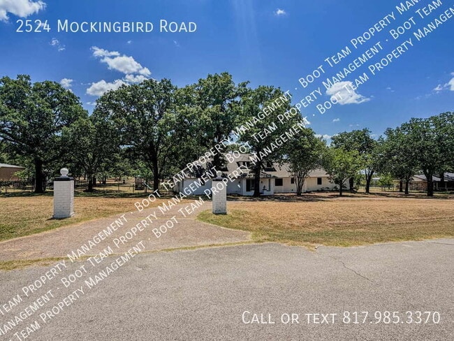 Building Photo - 2524 Mockingbird Rd