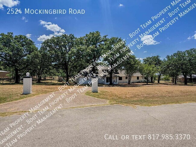 Foto del edificio - 2524 Mockingbird Rd