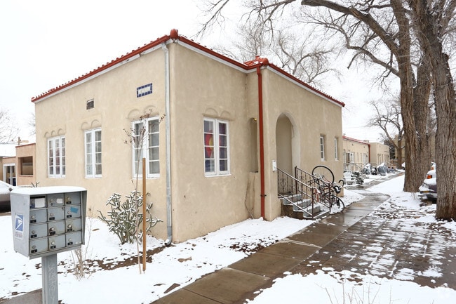 Building Photo - 1413 Fruit Ave NW