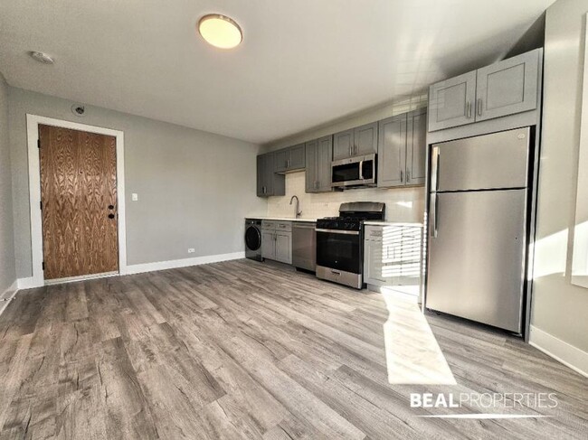 Foto del edificio - 0 bedroom in GLENCOE IL 60022