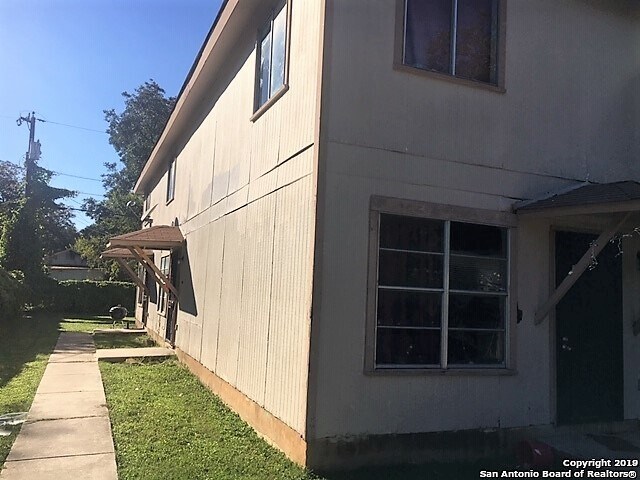 Foto del edificio - 5113 Sierra St