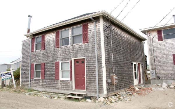 Primary Photo - 20-22 Cove St