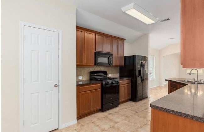 Building Photo - 18922 Wellock Ln