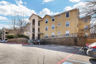 Building Photo - 7323 Snowden Rd
