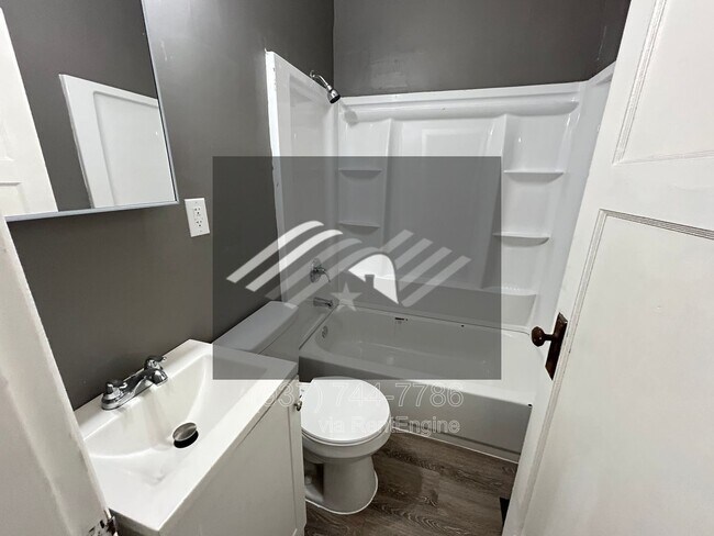 Photo - 314 Lorenz Ave Townhome