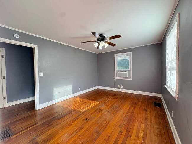 Foto del edificio - 2 Bedroom, 1 Bathroom House in Winston-Salem!