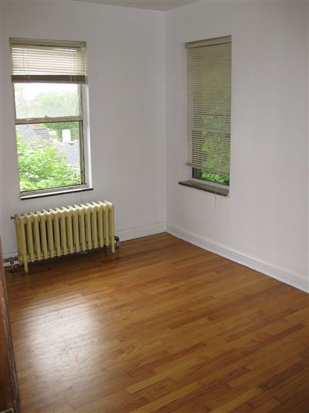 Building Photo - 210 N Washington St