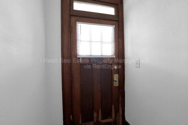 Foto del edificio - 794 S 22nd St