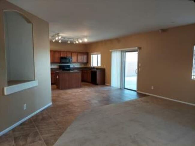 Foto del edificio - GORGEOUS MARICOPA HOME WITH POOL!