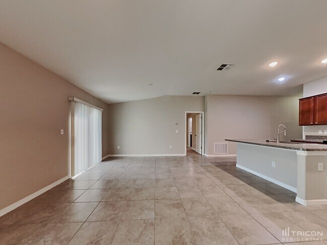 Foto del edificio - 14107 Covert Green Pl