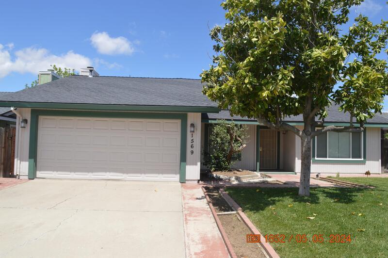 Primary Photo - 1569 Grapevine Dr