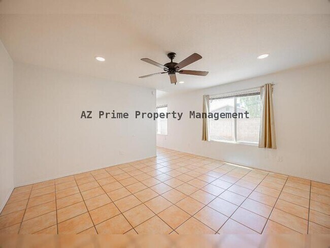 Foto del edificio - 2145 S Dorsey Ln
