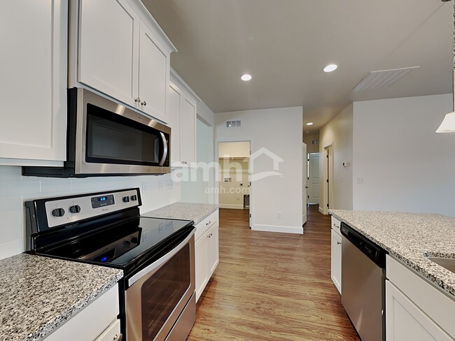 Building Photo - 3614 S Natural Way