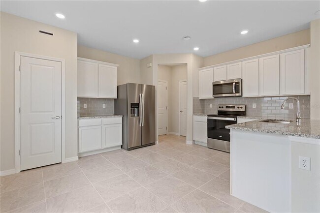 Building Photo - 4740 Sparkling Shell Ave