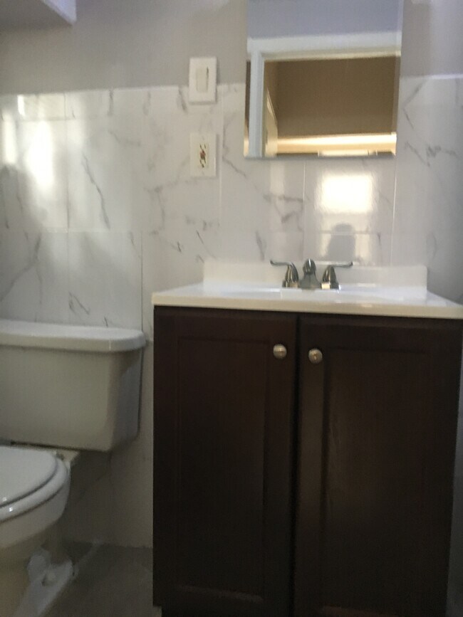 74 Claremont Ave Unit Cottage, Mount Vernon, NY 10550 Apartments in