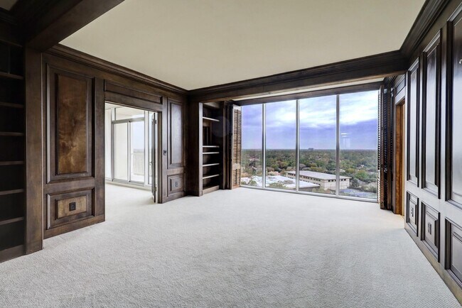 Foto del edificio - 121 N Post Oak Ln