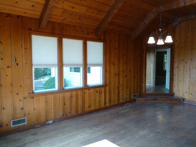 Foto del edificio - Charming 3BD | 2BA Cottage + Bonus Room - ...