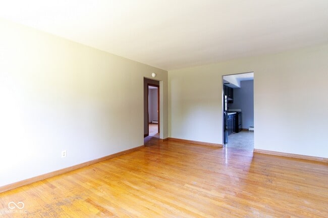 Building Photo - 5918 Devington Rd