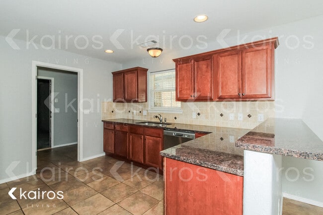 Building Photo - 8302 Taos Dr