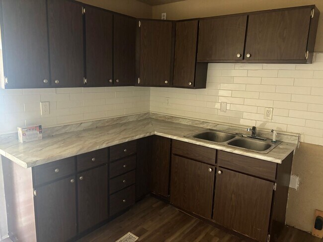 Foto del edificio - Spacious 3BD/1BA