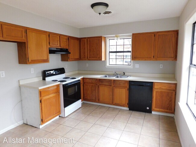 Building Photo - 3 br, 2 bath House - 6630 Gatewood Cir