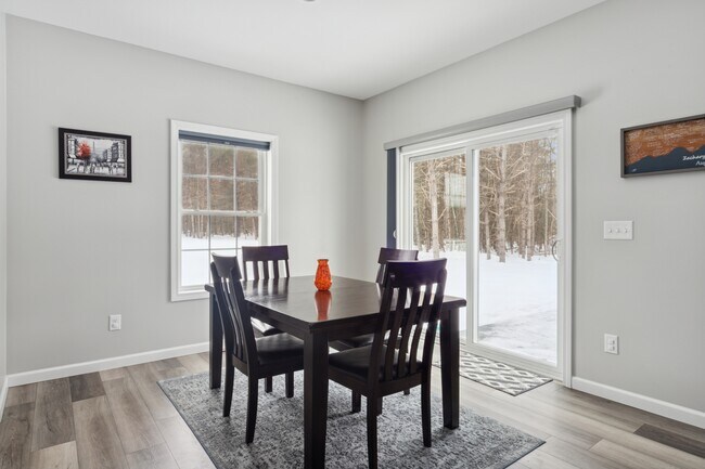 Building Photo - 49 Black Bear Path