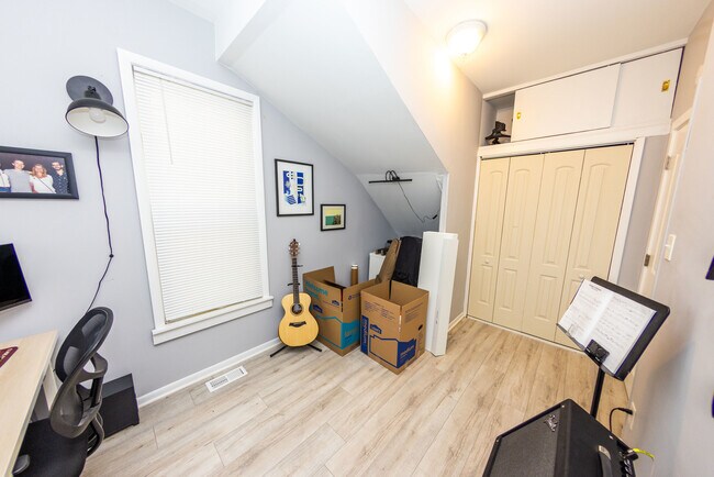Foto del edificio - 3436 W Schubert Ave