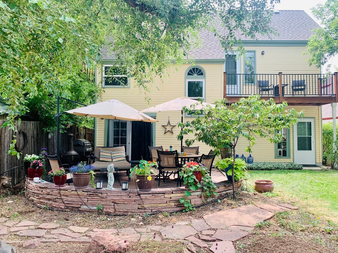 Primary Photo - 2607 Mapleton Ave