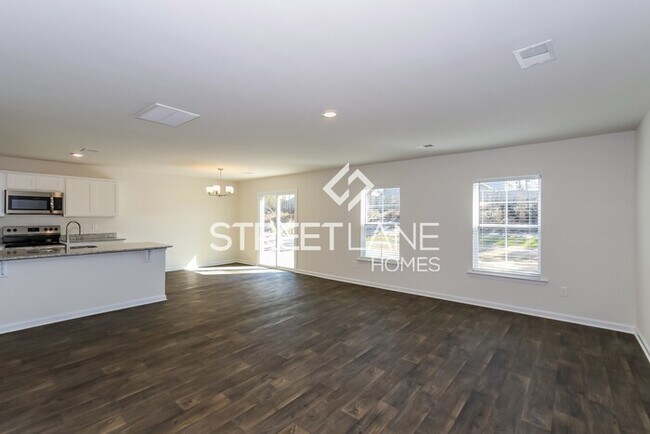 Foto del edificio - NOW OFFERING FIRST FULL MONTH FREE!