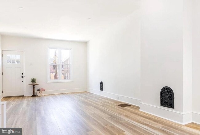 Building Photo - 4648 Silverwood St