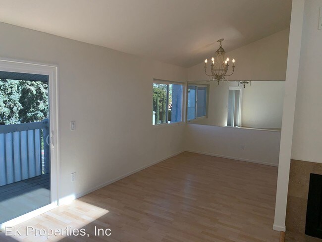 Building Photo - 2 br, 2.5 bath House - 2401 La Costa Ave #C