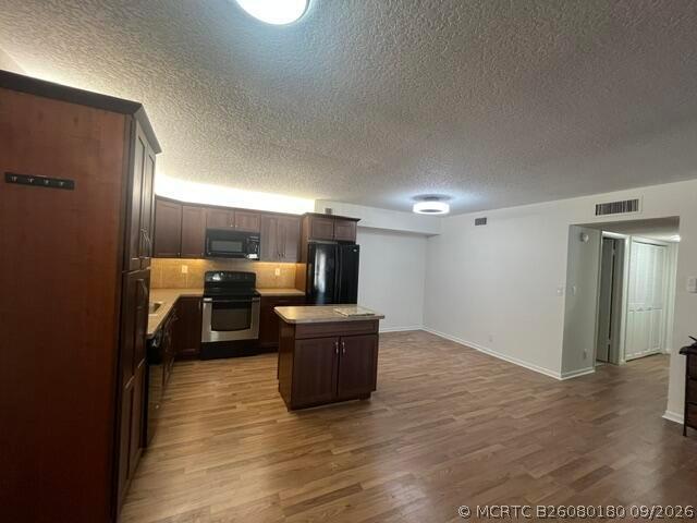 Foto del edificio - 171 Deer Creek Blvd