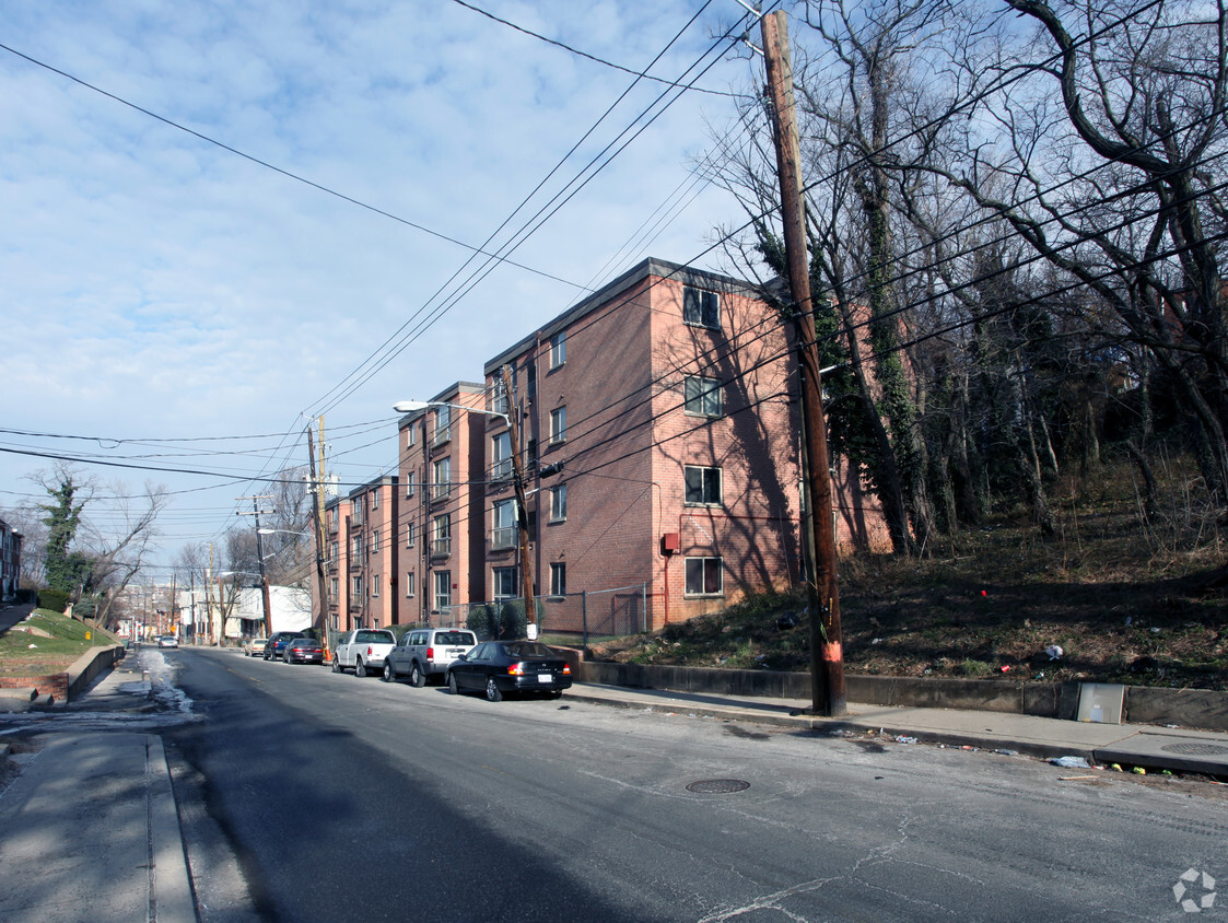 Primary Photo - Morris Road Apartments