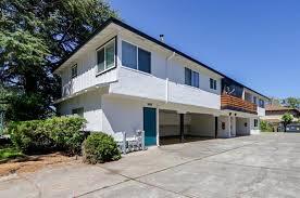 Foto del edificio - 674 Kirkland Dr