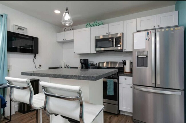 Foto del edificio - 3979 Ingraham St